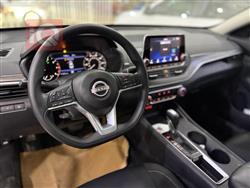 نيسان ألتيما